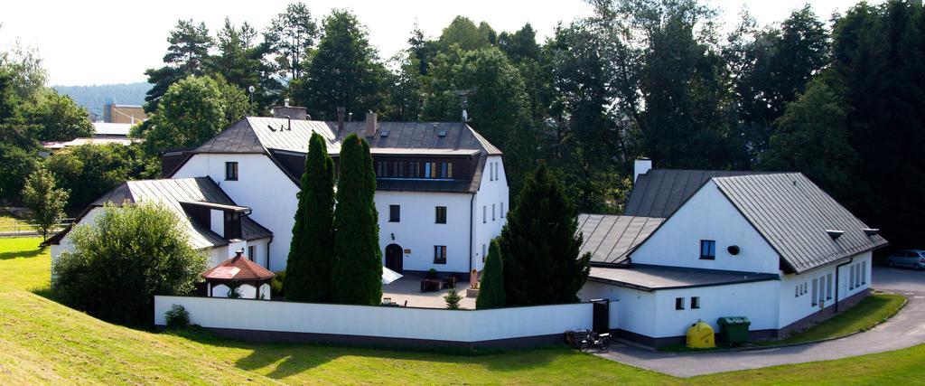 Hotel A Hostinec Talsky Mlyn Žďár nad Sázavou Exterior foto