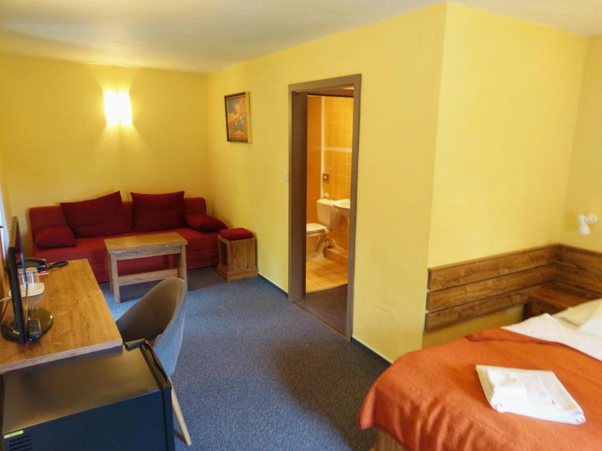 Hotel A Hostinec Talsky Mlyn Žďár nad Sázavou Exterior foto